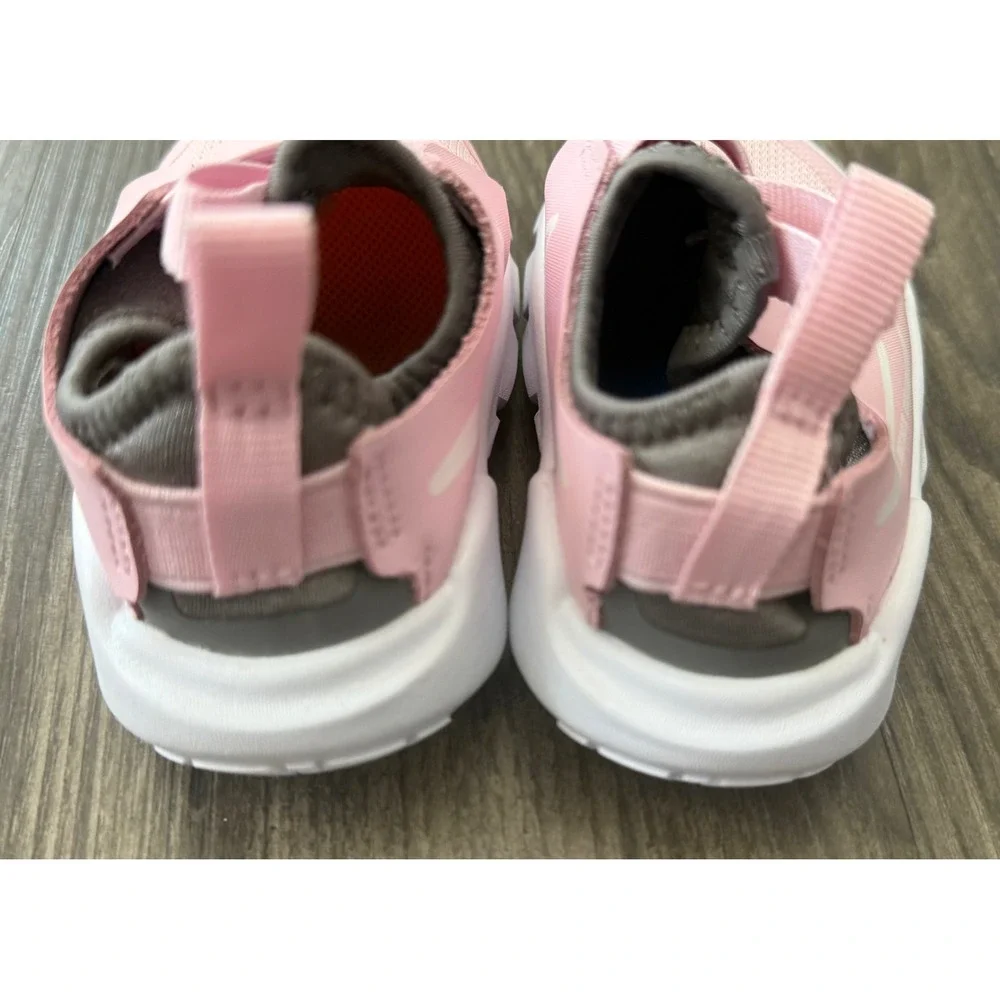 NEW Girls baby toddler 5c nike rose pink shoes